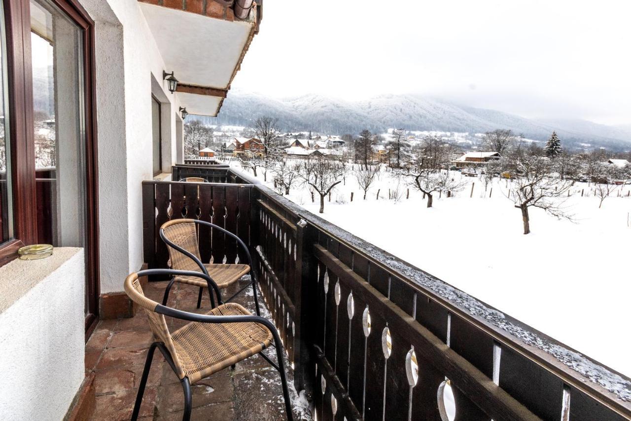 Serena Guesthouse Bran Bran  Exterior photo